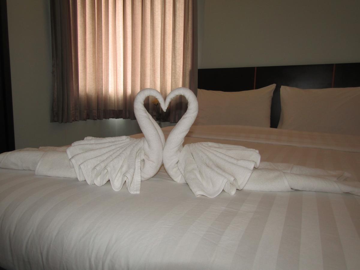 La Viva Buriram Otel Dış mekan fotoğraf