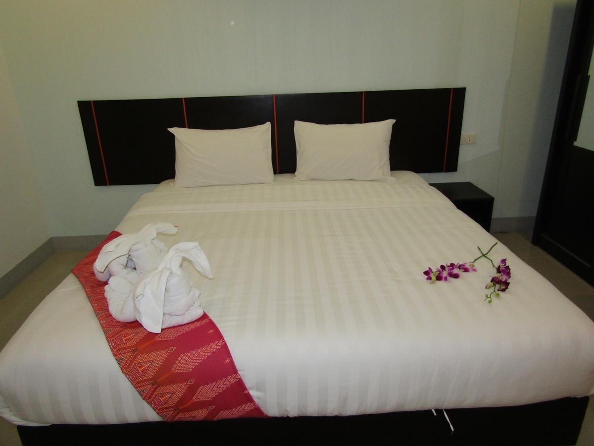 La Viva Buriram Otel Dış mekan fotoğraf