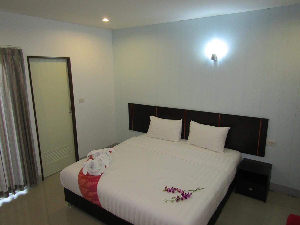 La Viva Buriram Otel Dış mekan fotoğraf