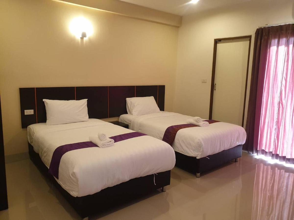 La Viva Buriram Otel Dış mekan fotoğraf
