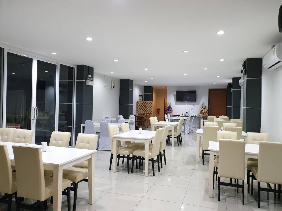 La Viva Buriram Otel Dış mekan fotoğraf